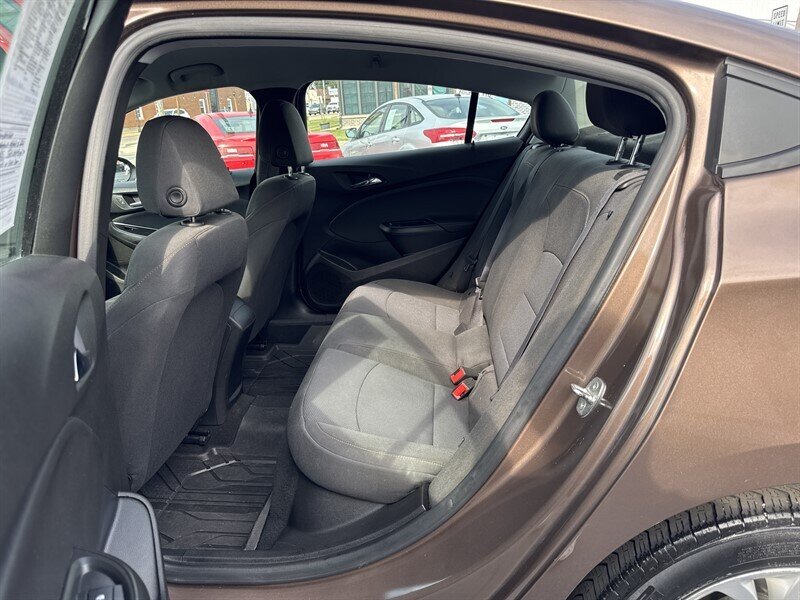 2019 Chevrolet Cruze LS - Photo 26 - Millstadt, IL 62260