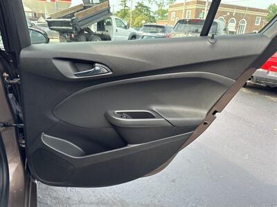 2019 Chevrolet Cruze LS - Photo 33 - Millstadt, IL 62260