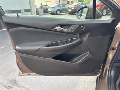 2019 Chevrolet Cruze LS - Photo 15 - Millstadt, IL 62260