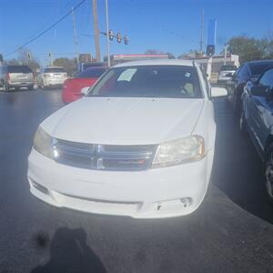 2014 Dodge Avenger SXT   - Photo 1 - Belleville, IL 62223