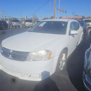 2014 Dodge Avenger SXT   - Photo 2 - Belleville, IL 62223