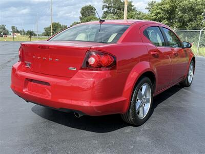 2011 Dodge Avenger Lux - Photo 8 - Cahokia, IL 62206