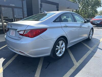 2013 Hyundai SONATA SE   - Photo 4 - Fairview Heights, IL 62208