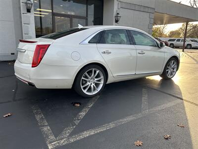 2013 Cadillac XTS Premium Collection   - Photo 4 - Fairview Heights, IL 62208