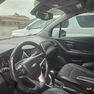 2020 Chevrolet Trax LT   - Photo 5 - Freeburg, IL 62243