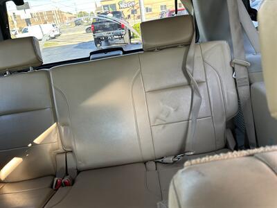 2011 Nissan Armada Platinum   - Photo 11 - Fairview Heights, IL 62208