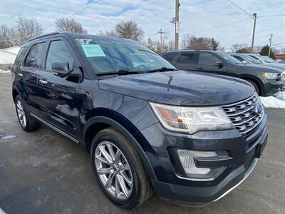 2017 Ford Explorer Limited   - Photo 8 - Belleville, IL 62226