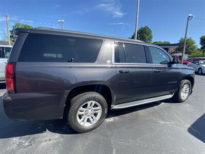 2015 Chevrolet Suburban LT   - Photo 7 - Belleville, IL 62226