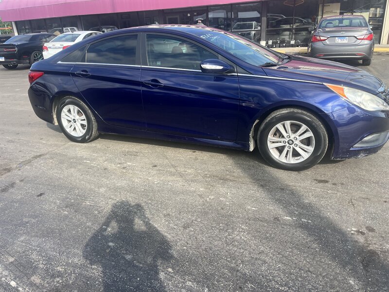 2014 Hyundai SONATA GLS - Photo 2 - Cahokia, IL 62206