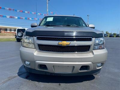 2009 Chevrolet Avalanche LT   - Photo 2 - Cahokia, IL 62206