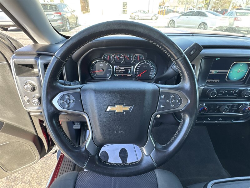 2015 Chevrolet Silverado 1500 LT - Photo 12 - Millstadt, IL 62260