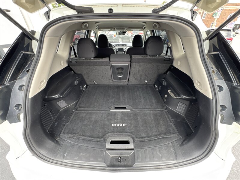 2020 Nissan Rogue S - Photo 21 - Millstadt, IL 62260