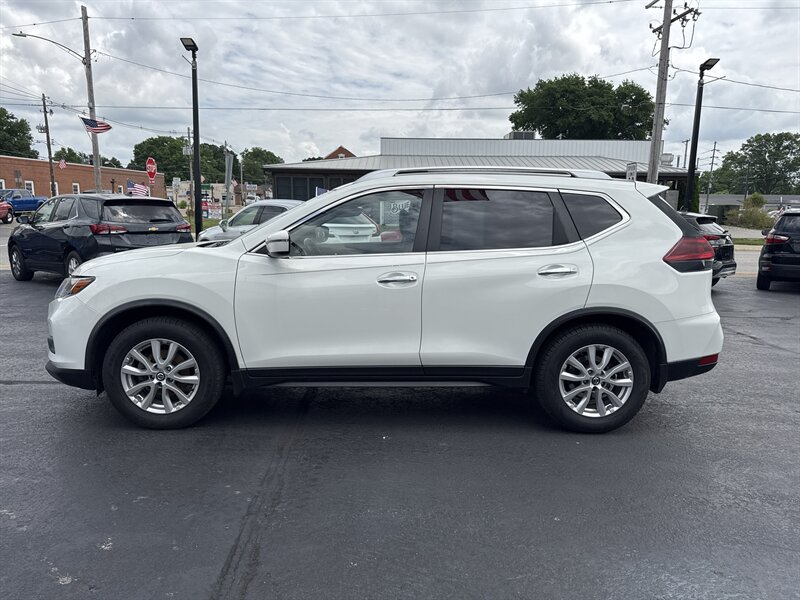 2020 Nissan Rogue S - Photo 5 - Millstadt, IL 62260