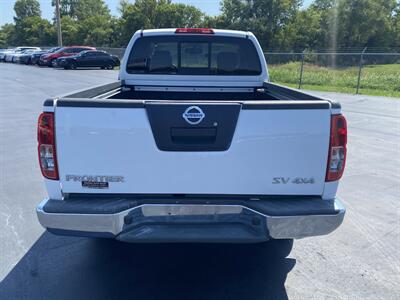 2012 Nissan Frontier SV V6   - Photo 7 - Cahokia, IL 62206