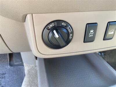 2012 Nissan Frontier SV V6   - Photo 16 - Cahokia, IL 62206