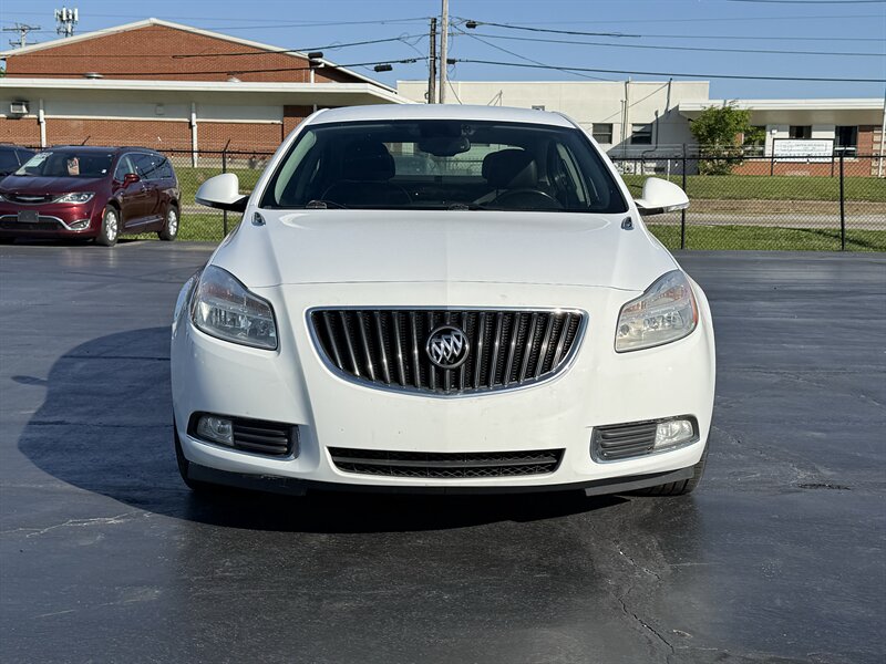 2012 Buick Regal - Photo 3 - Cahokia, IL 62206
