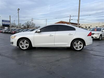 2014 Volvo S60 T5   - Photo 2 - Cahokia, IL 62206