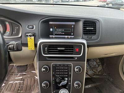 2014 Volvo S60 T5   - Photo 13 - Cahokia, IL 62206
