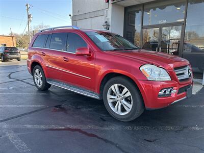 2011 Mercedes-Benz GL 450 4MATIC   - Photo 2 - Fairview Heights, IL 62208