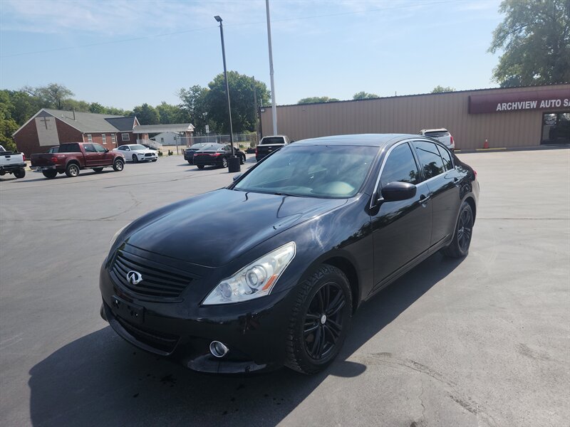 2013 INFINITI G37 Sedan x  