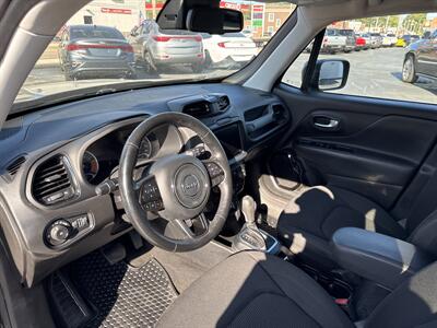 2019 Jeep Renegade Latitude   - Photo 6 - Millstadt, IL 62260