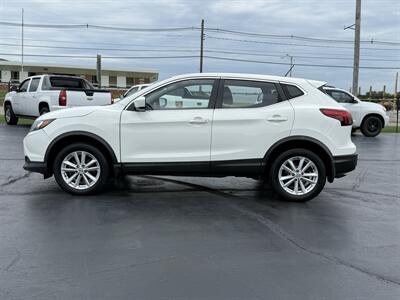 2018 Nissan Rogue Sport S - Photo 8 - Cahokia, IL 62206