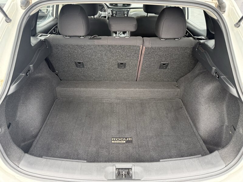 2018 Nissan Rogue Sport S - Photo 17 - Cahokia, IL 62206