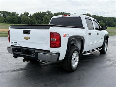2011 Chevrolet Silverado 1500 LT - Photo 7 - Cahokia, IL 62206