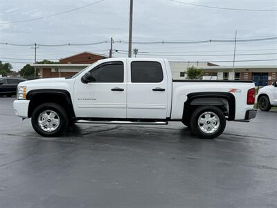 2011 Chevrolet Silverado 1500 LT - Photo 4 - Cahokia, IL 62206