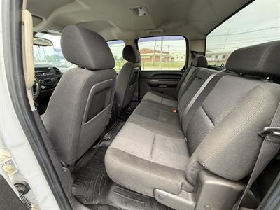 2011 Chevrolet Silverado 1500 LT - Photo 11 - Cahokia, IL 62206