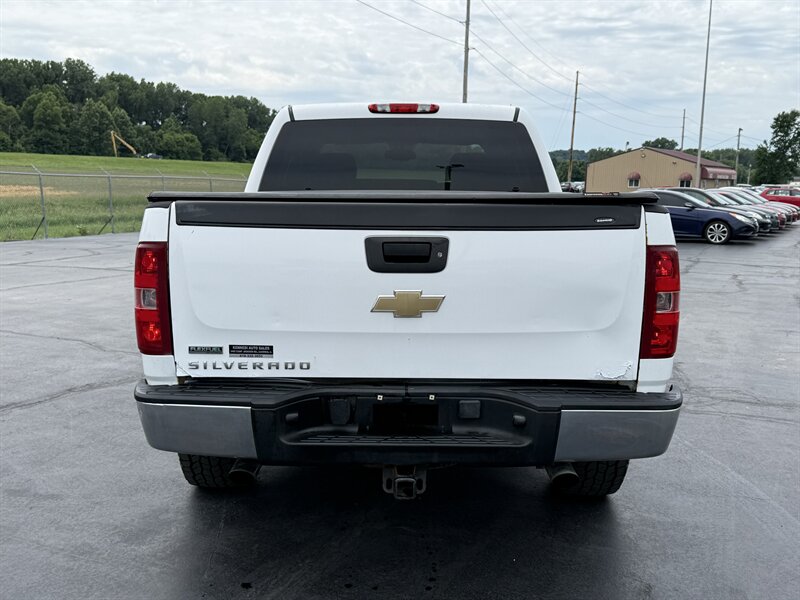2011 Chevrolet Silverado 1500 LT - Photo 6 - Cahokia, IL 62206