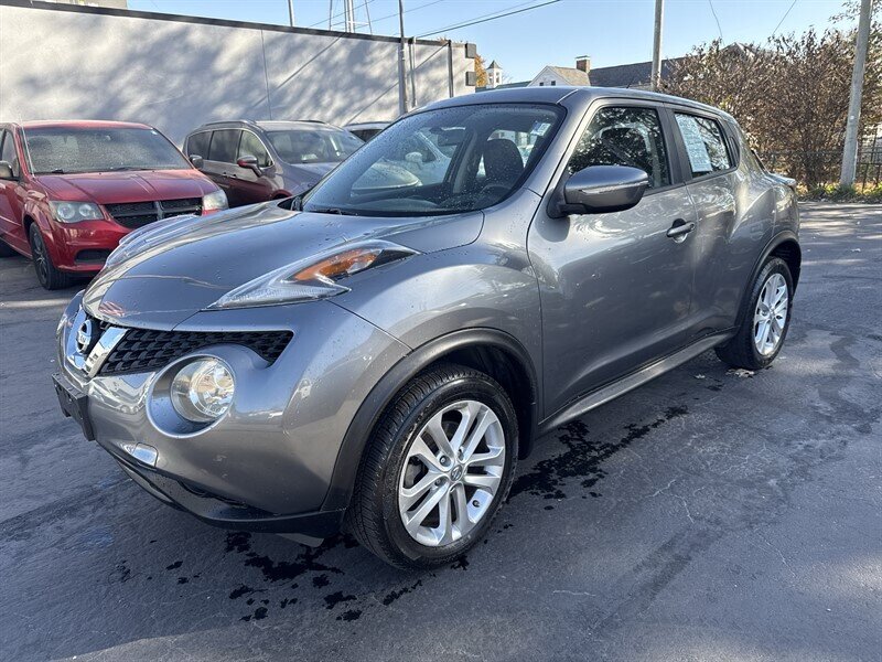 2015 Nissan Juke S  
