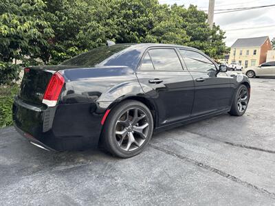 2021 Chrysler 300 Series S V6 - Photo 4 - Millstadt, IL 62260