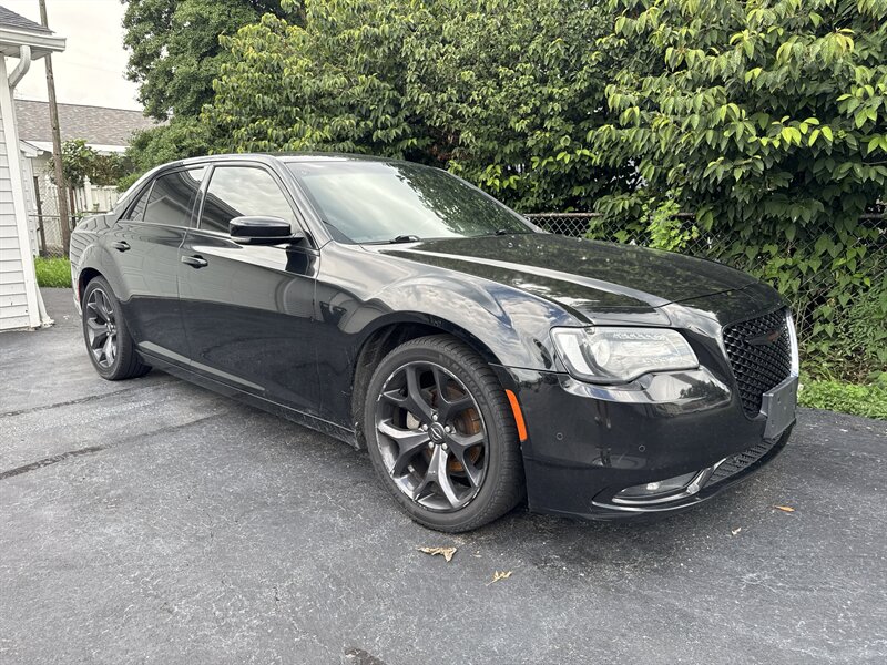 2021 Chrysler 300 Series S V6  