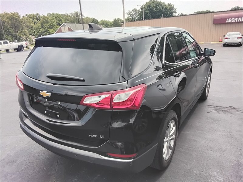 2020 Chevrolet Equinox LT - Photo 4 - Cahokia, IL 62206