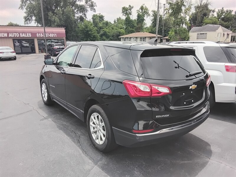 2020 Chevrolet Equinox LT - Photo 3 - Cahokia, IL 62206
