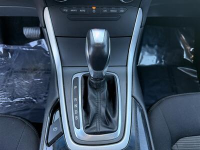 2017 Ford Edge SEL   - Photo 14 - Cahokia, IL 62206