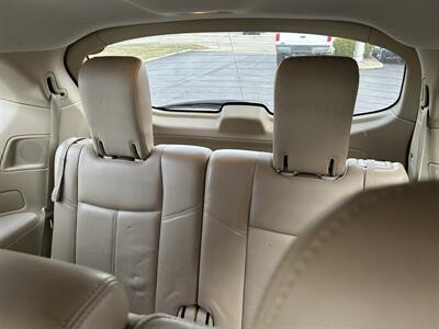 2013 Nissan Pathfinder S   - Photo 10 - Fairview Heights, IL 62208
