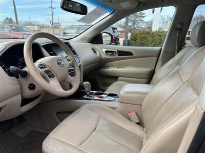 2013 Nissan Pathfinder S   - Photo 8 - Fairview Heights, IL 62208