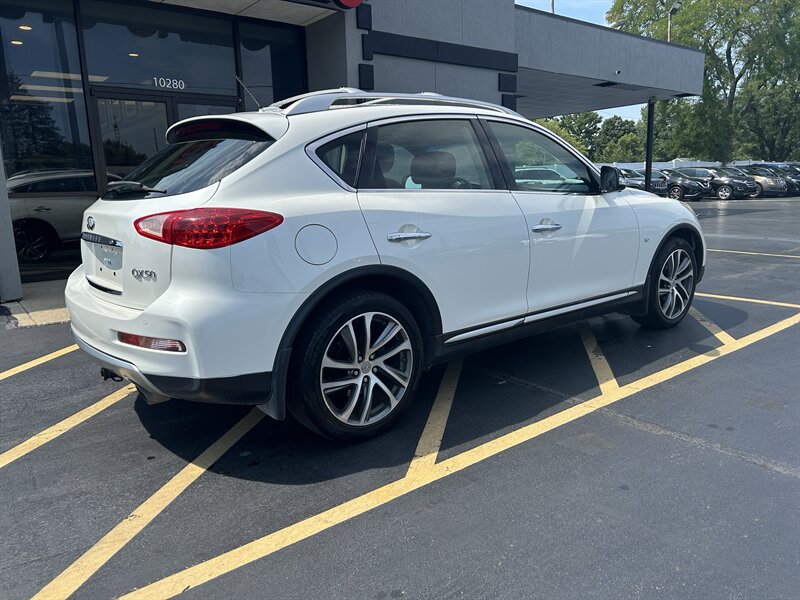 2016 INFINITI QX50 - Photo 4 - Fairview Heights, IL 62208
