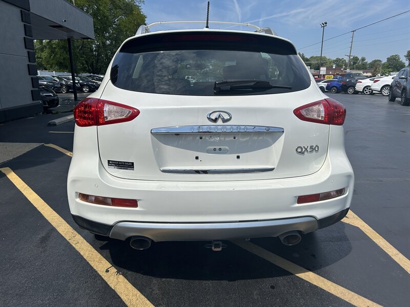 2016 INFINITI QX50 - Photo 7 - Fairview Heights, IL 62208
