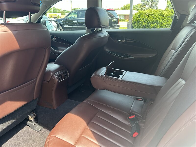 2016 INFINITI QX50 - Photo 10 - Fairview Heights, IL 62208