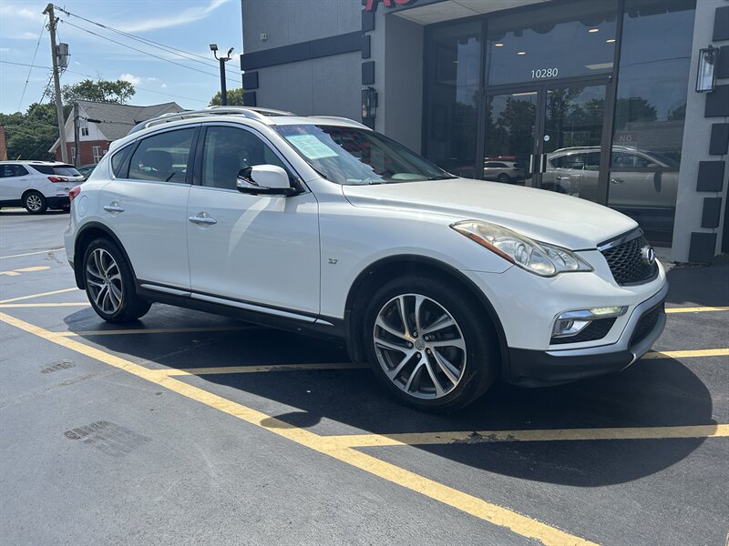 2016 INFINITI QX50 - Photo 2 - Fairview Heights, IL 62208