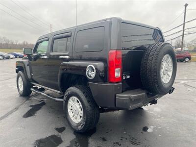 2010 Hummer H3   - Photo 7 - Cahokia, IL 62206