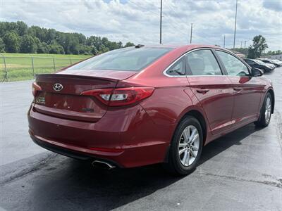 2015 Hyundai SONATA SE - Photo 6 - Cahokia, IL 62206