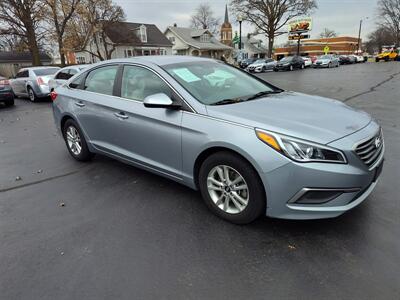 2017 Hyundai SONATA SE   - Photo 1 - Freeburg, IL 62243