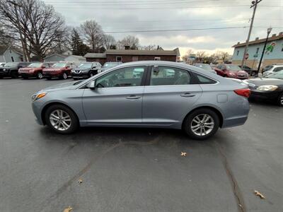 2017 Hyundai SONATA SE   - Photo 3 - Freeburg, IL 62243