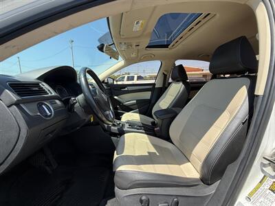 2015 Volkswagen Passat 2.0L TDI SE   - Photo 9 - Cahokia, IL 62206
