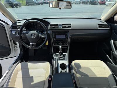 2015 Volkswagen Passat 2.0L TDI SE   - Photo 12 - Cahokia, IL 62206