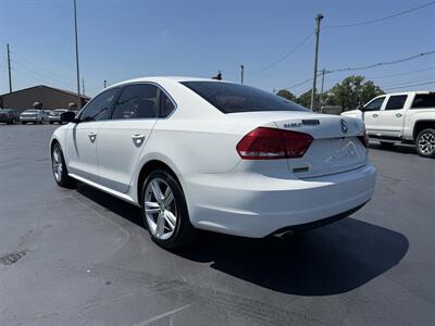 2015 Volkswagen Passat 2.0L TDI SE   - Photo 6 - Cahokia, IL 62206